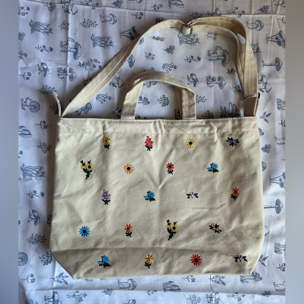 NWT BAGGU Horizontal Duck Bag